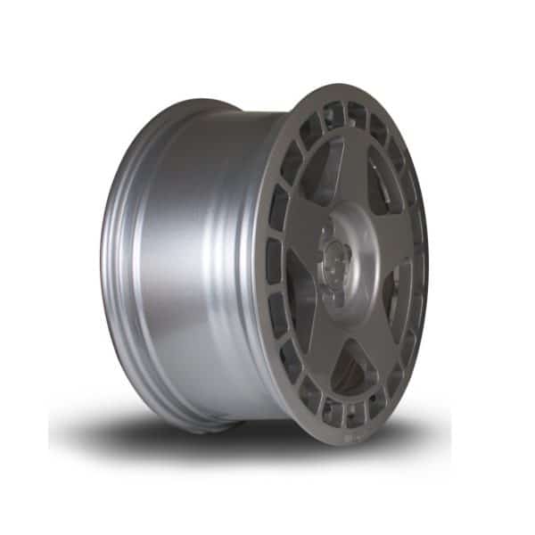 Fifteen52 Turbomac Speed Silver angle 3 1024 alloy wheel